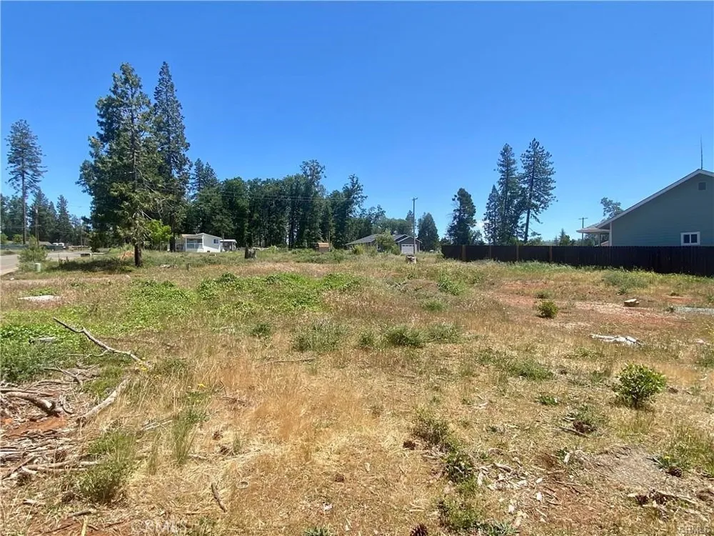 14166 Creston Magalia, CA 95954