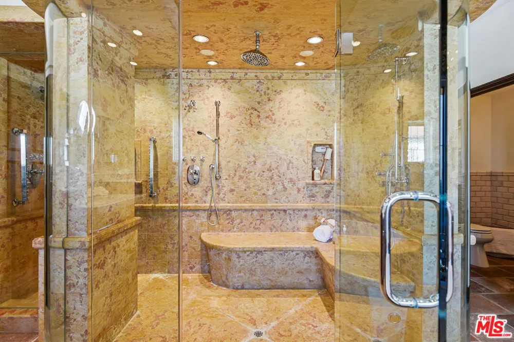 450 Maple Drive #501 Beverly Hills, CA 90210