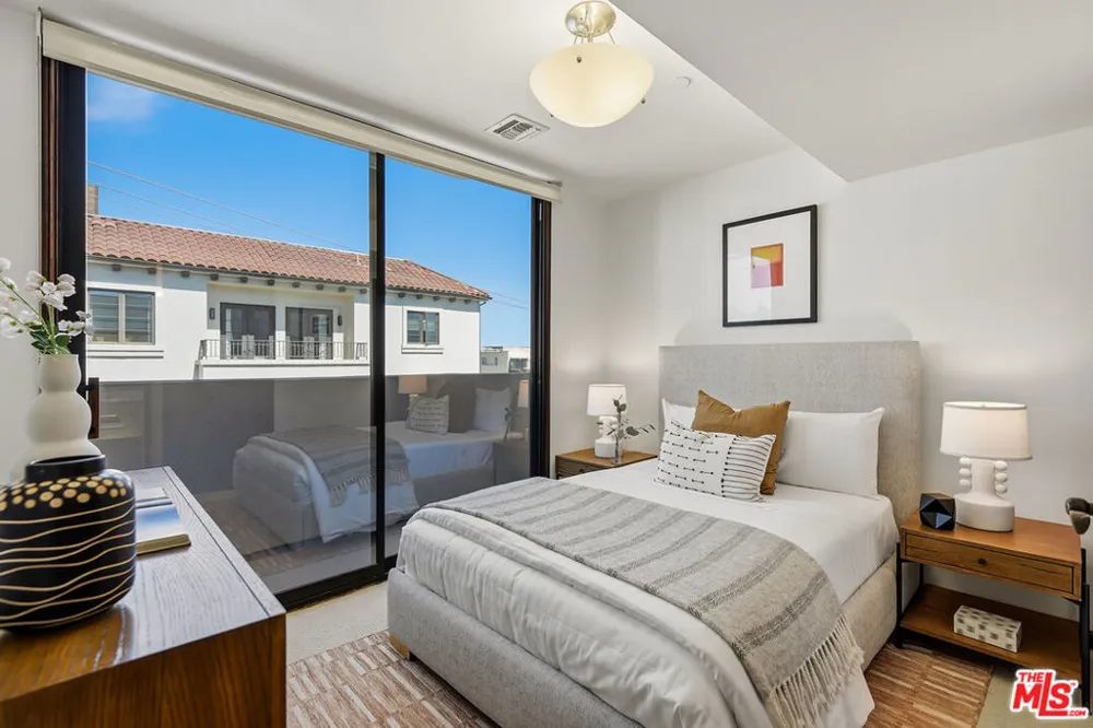 450 Maple Drive #501 Beverly Hills, CA 90210