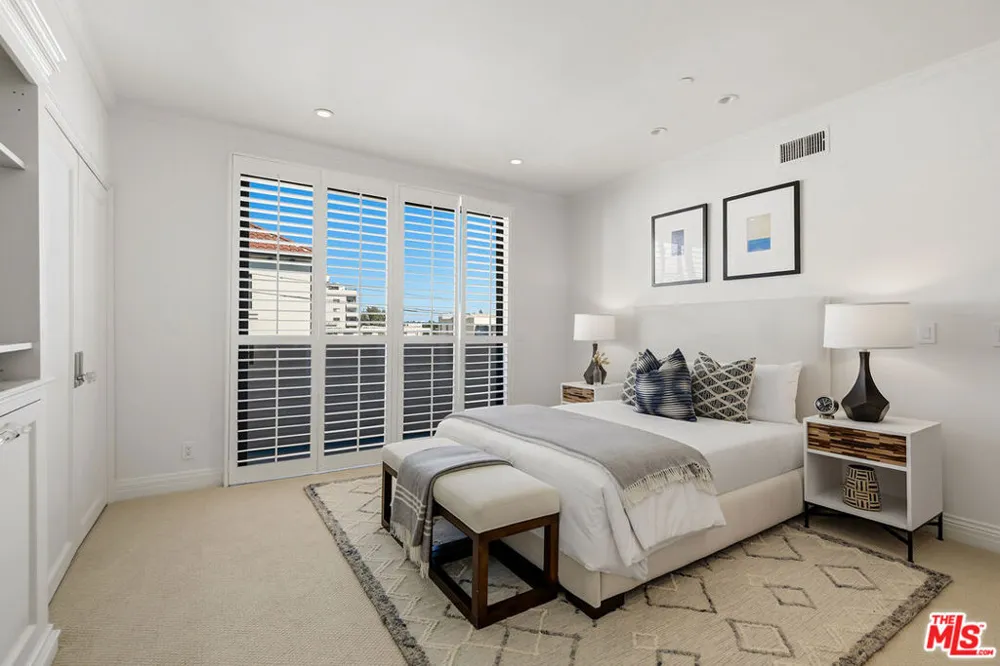 450 Maple Drive #501 Beverly Hills, CA 90210