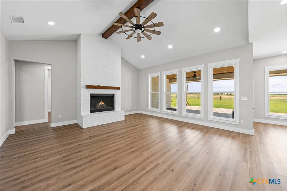 1060 Hackberry Road Salado, TX 76571