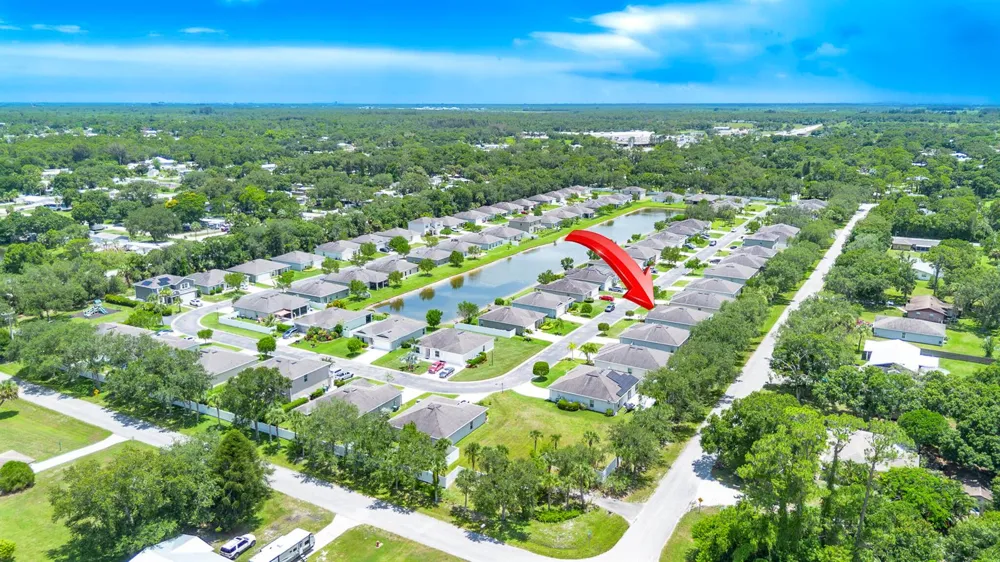 5344 Oakland Lake Circle Fort Pierce, FL 34951