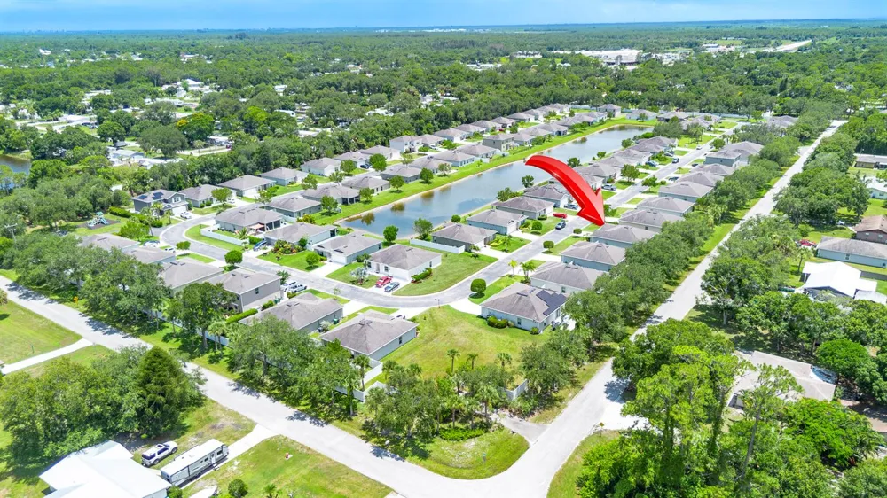 5344 Oakland Lake Circle Fort Pierce, FL 34951