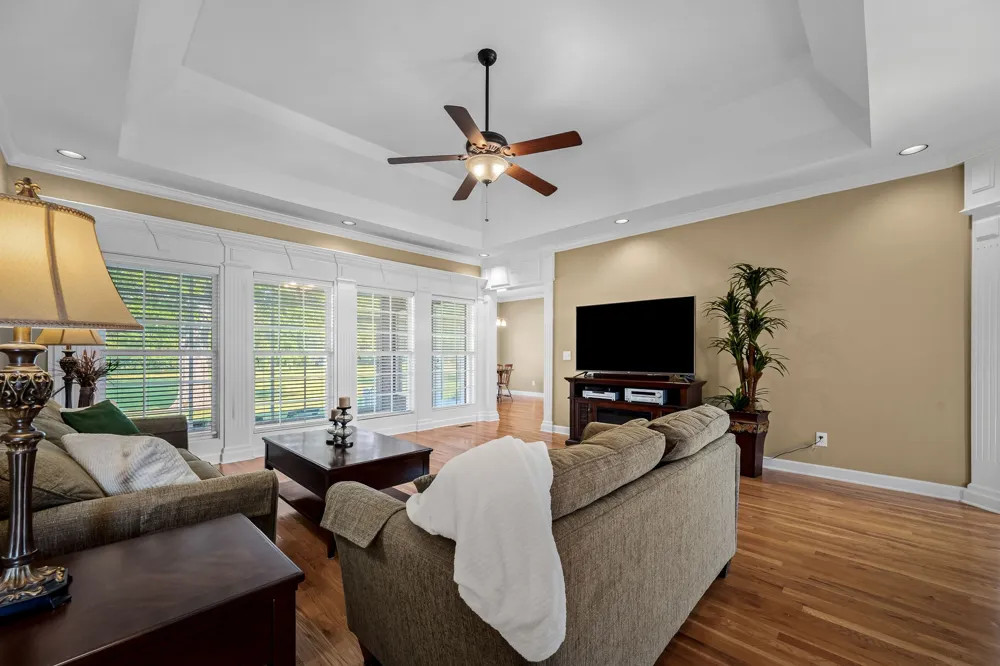 1725 N Lovvorn Rd Christiana, TN 37037