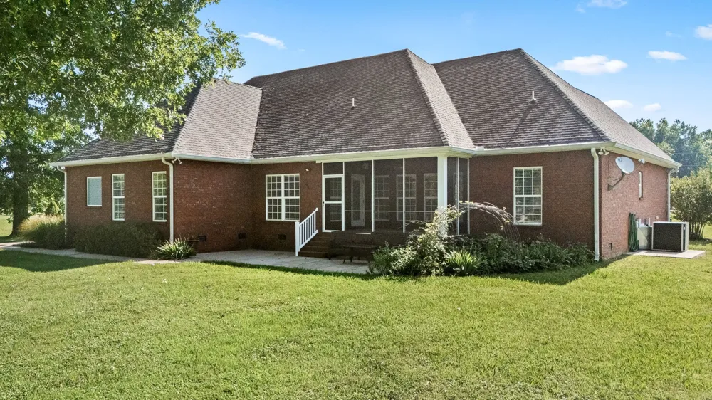 1725 N Lovvorn Rd Christiana, TN 37037