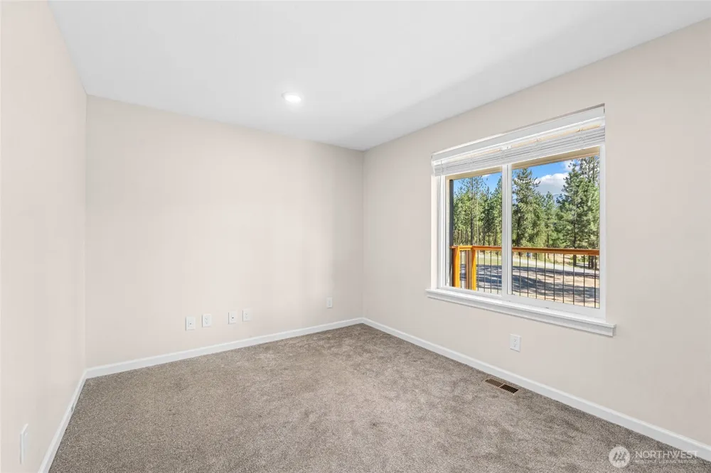 1320 Buckley Way Kettle Falls, WA 99141