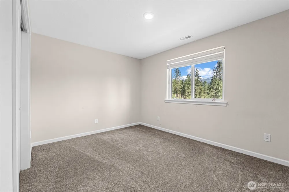 1320 Buckley Way Kettle Falls, WA 99141
