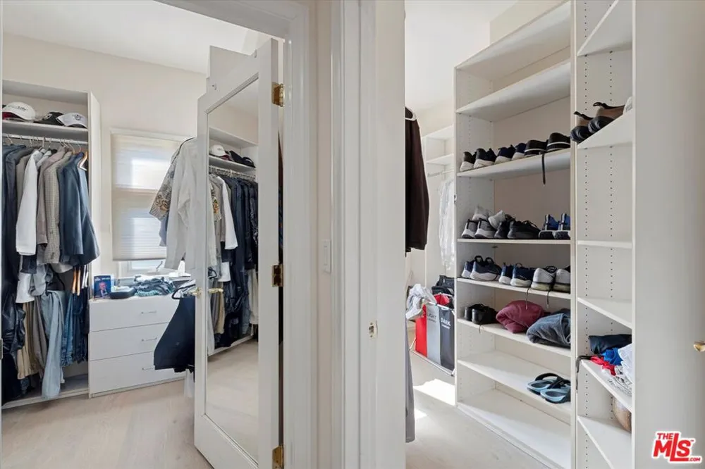 8261 Rees Street Playa del Rey, CA 90293
