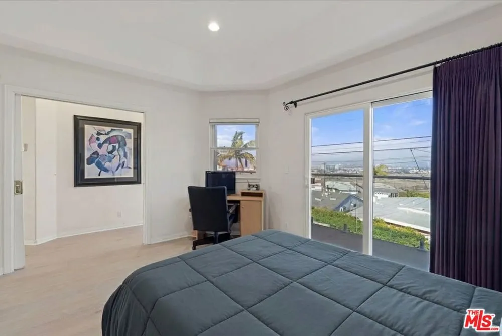 8261 Rees Street Playa del Rey, CA 90293