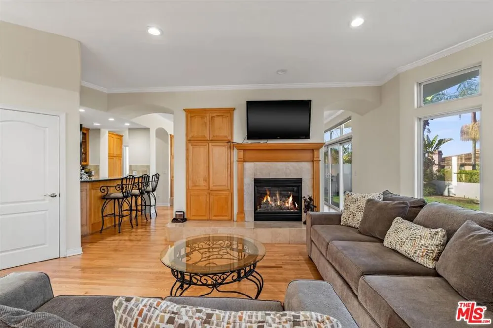 8261 Rees Street Playa del Rey, CA 90293