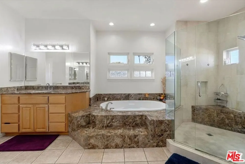 8261 Rees Street Playa del Rey, CA 90293