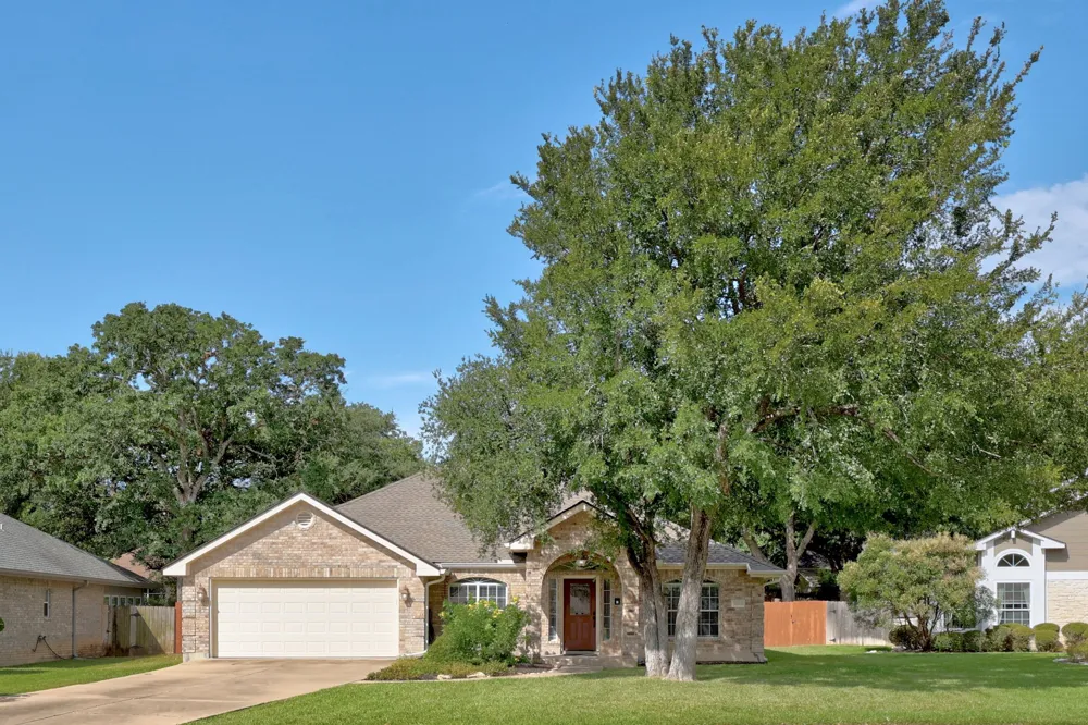 30112 Spyglass Circle Georgetown, TX 78628