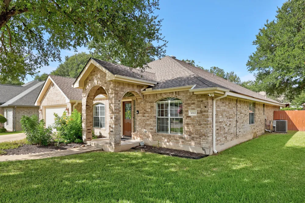 30112 Spyglass Circle Georgetown, TX 78628
