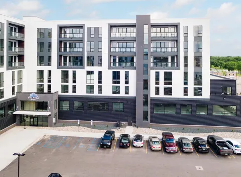 300 Main Avenue #515