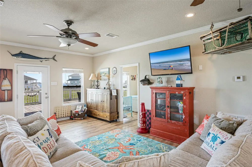 3174 Sea Castle Drive Crystal Beach, TX 77650