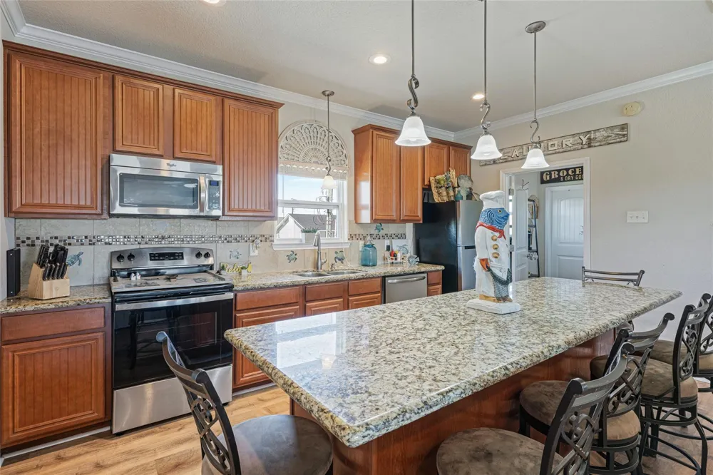 3174 Sea Castle Drive Crystal Beach, TX 77650