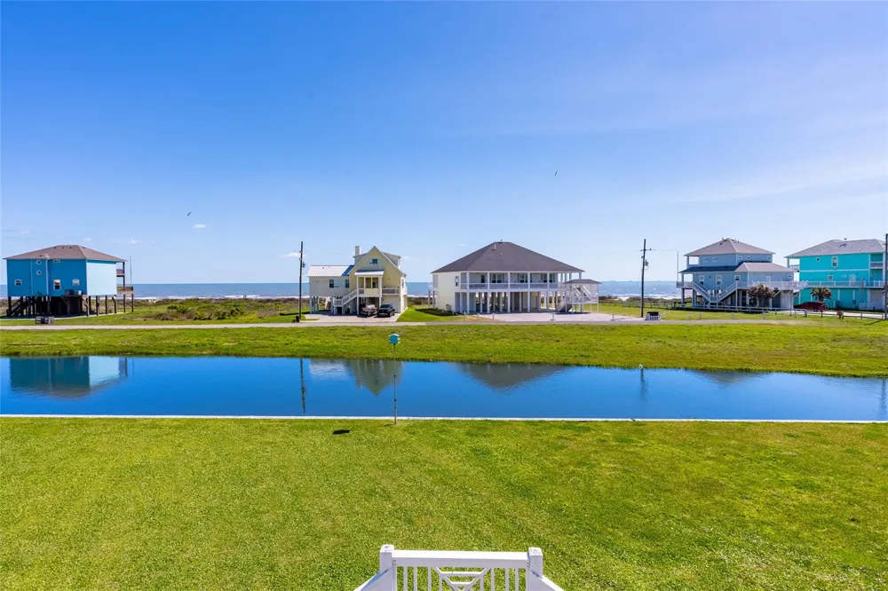 3174 Sea Castle Drive Crystal Beach, TX 77650