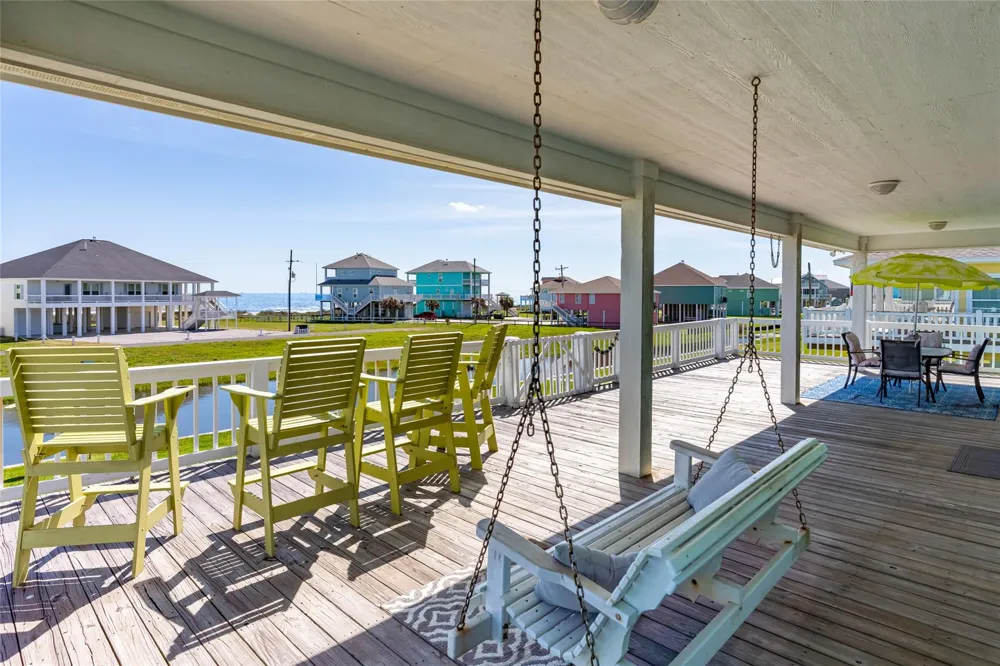 3174 Sea Castle Drive Crystal Beach, TX 77650