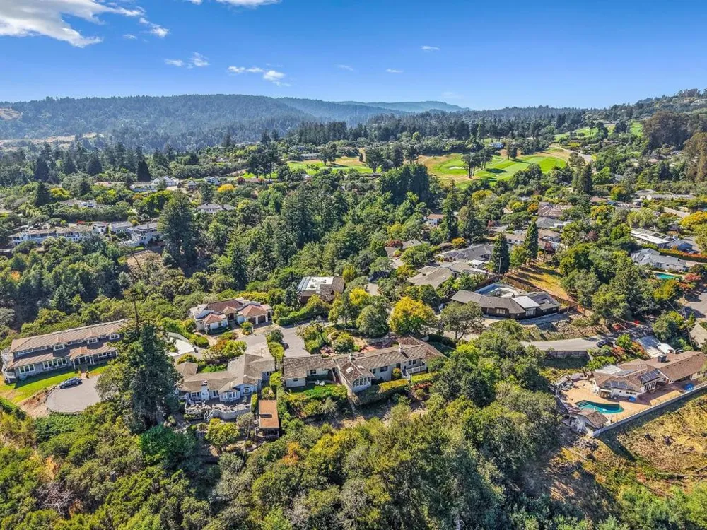 31 S Circle Dr Santa Cruz, CA 95060