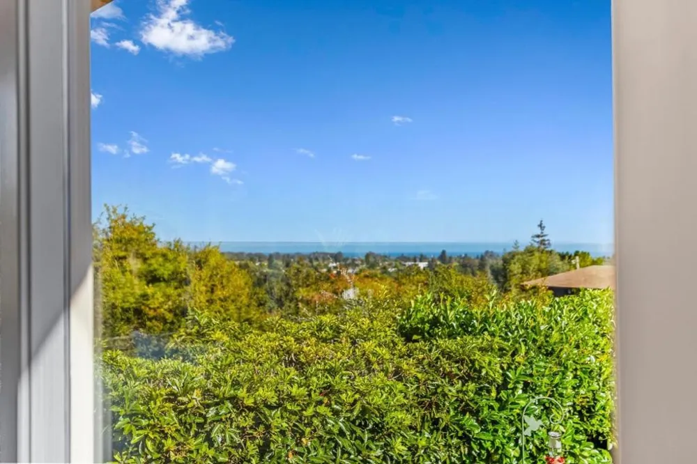 31 S Circle Dr Santa Cruz, CA 95060