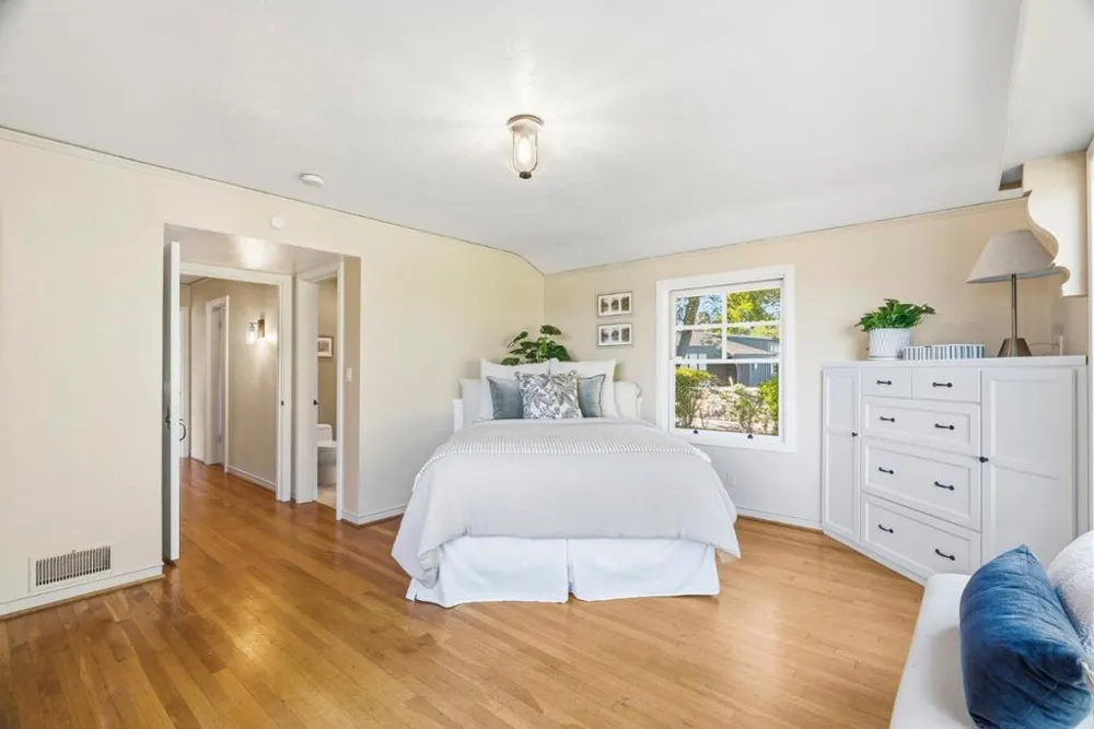 31 S Circle Dr Santa Cruz, CA 95060