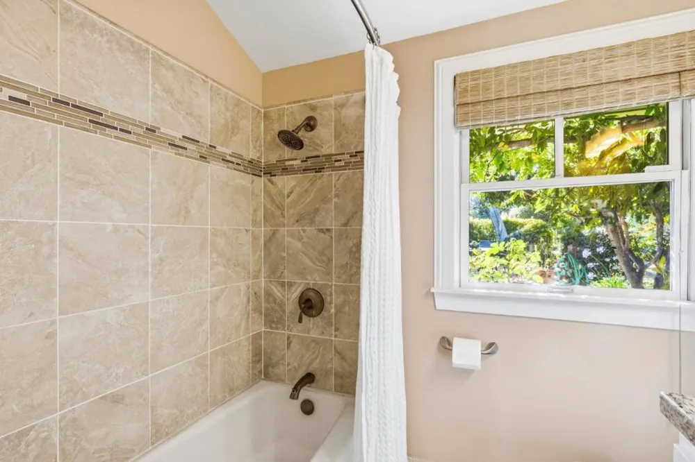 31 S Circle Dr Santa Cruz, CA 95060