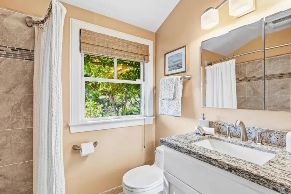 31 S Circle Dr Santa Cruz, CA 95060