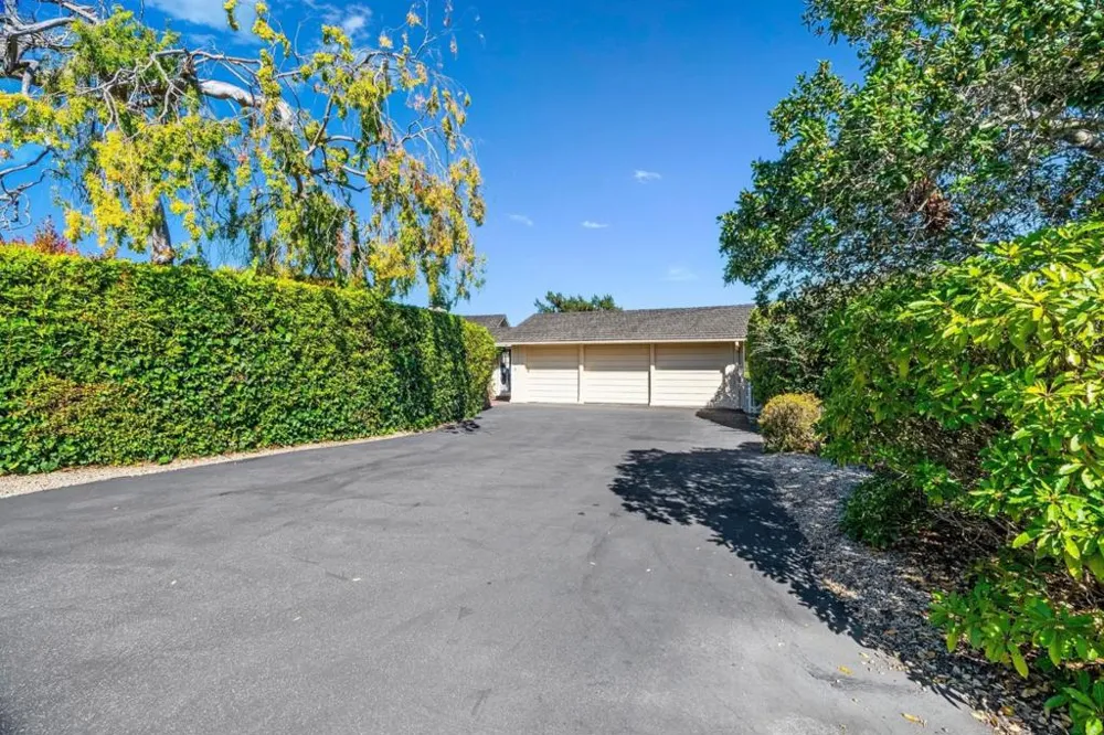 31 S Circle Dr Santa Cruz, CA 95060