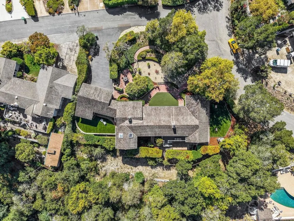 31 S Circle Dr Santa Cruz, CA 95060