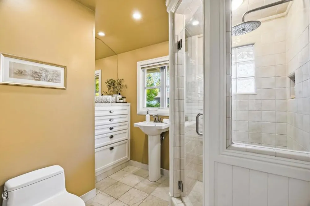 31 S Circle Dr Santa Cruz, CA 95060