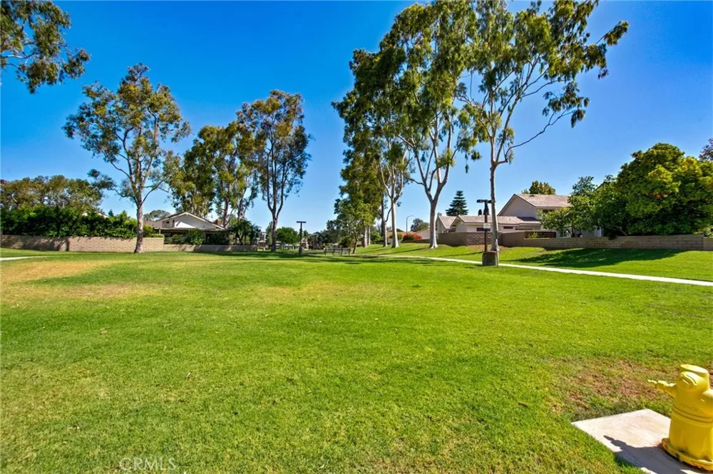 4981 Paseo Segovia Irvine, CA 92603