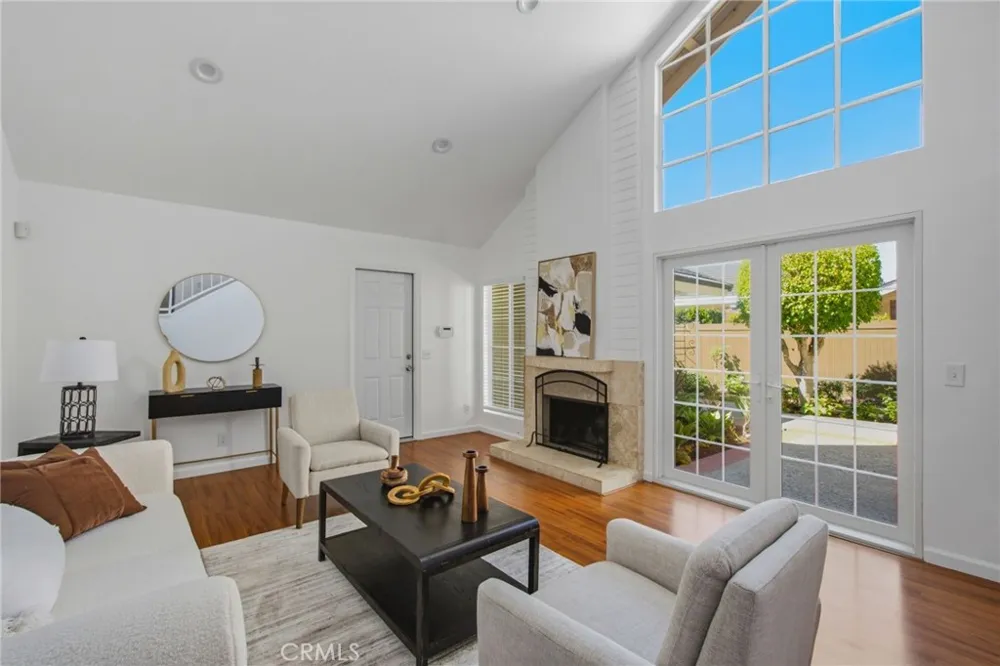 4981 Paseo Segovia Irvine, CA 92603