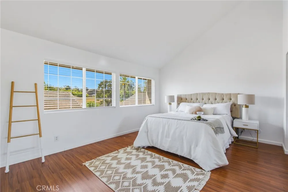 4981 Paseo Segovia Irvine, CA 92603