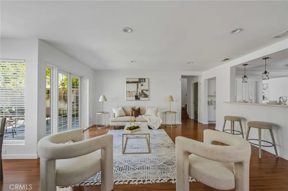 4981 Paseo Segovia Irvine, CA 92603
