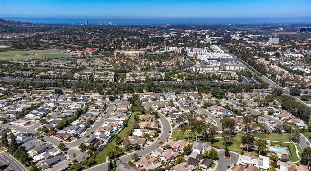 4981 Paseo Segovia Irvine, CA 92603