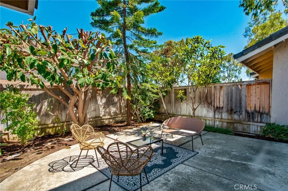 4981 Paseo Segovia Irvine, CA 92603