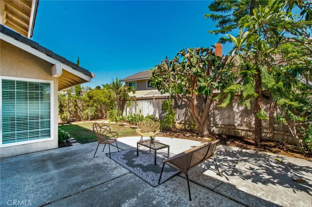 4981 Paseo Segovia Irvine, CA 92603