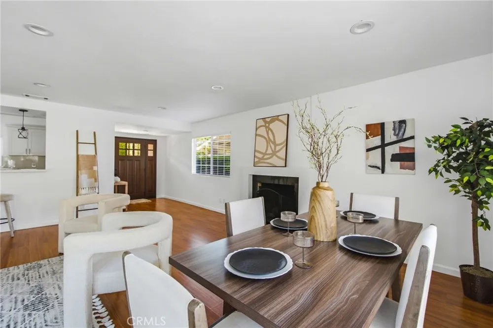 4981 Paseo Segovia Irvine, CA 92603