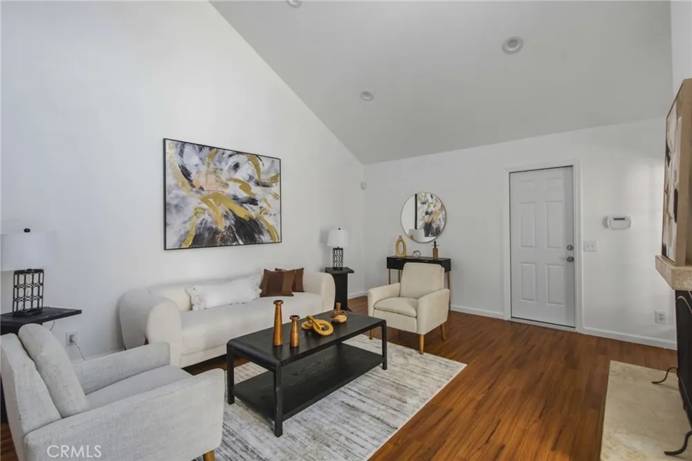 4981 Paseo Segovia Irvine, CA 92603