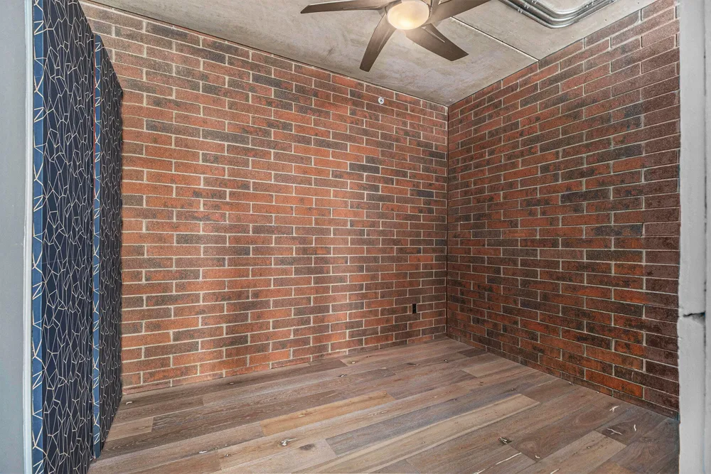 300 Hamilton Street #204 Plymouth City, MI 48170