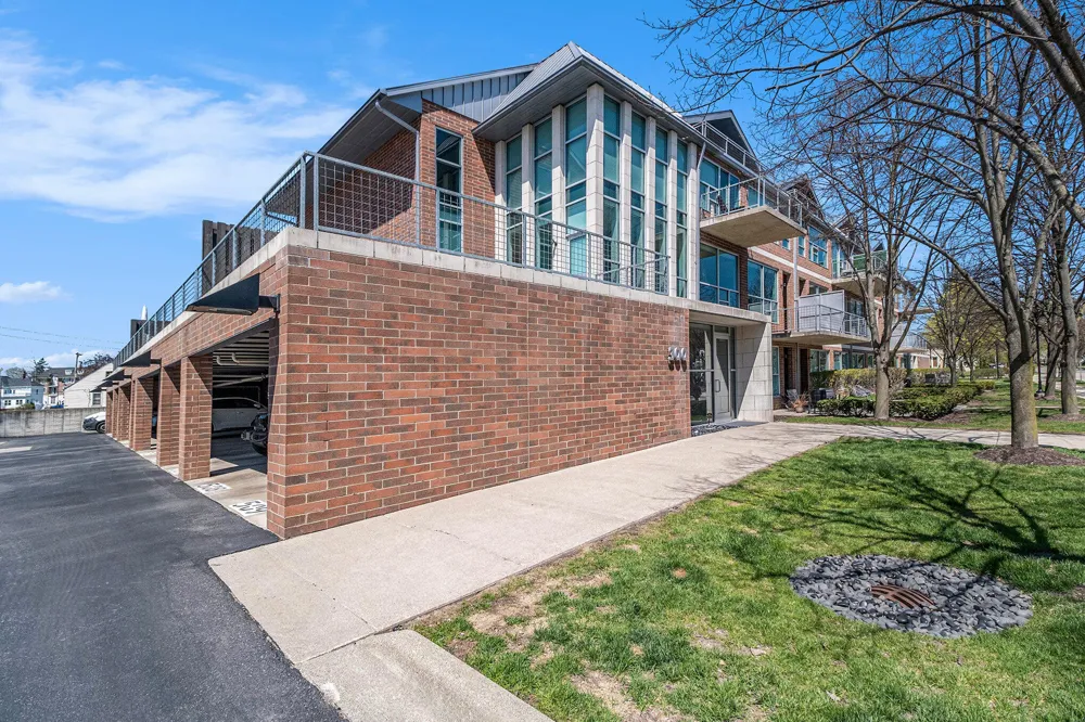 300 Hamilton Street #204 Plymouth City, MI 48170