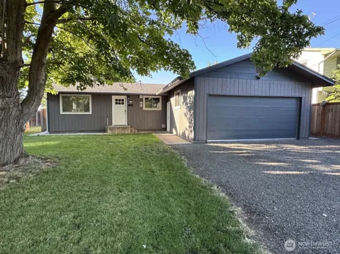 424 SW 3rd Street