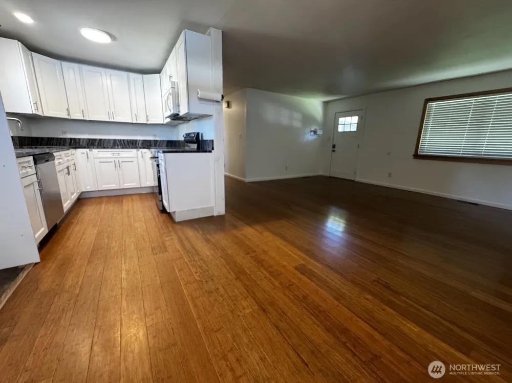 424 SW 3rd Street College Place, WA 99324