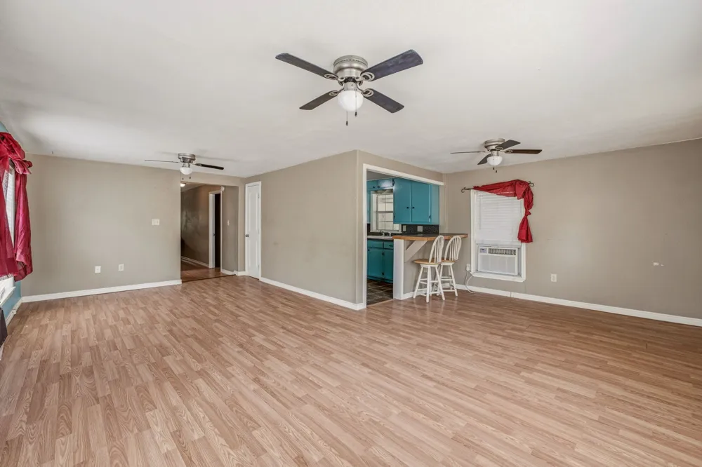 552 S Minter Street Stephenville, TX 76401