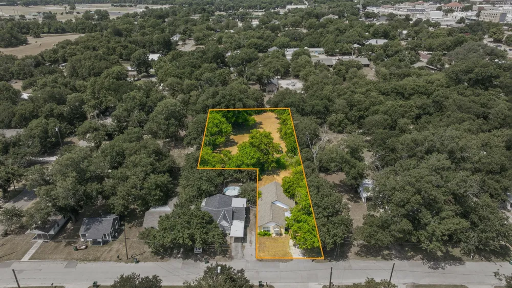 552 S Minter Street Stephenville, TX 76401