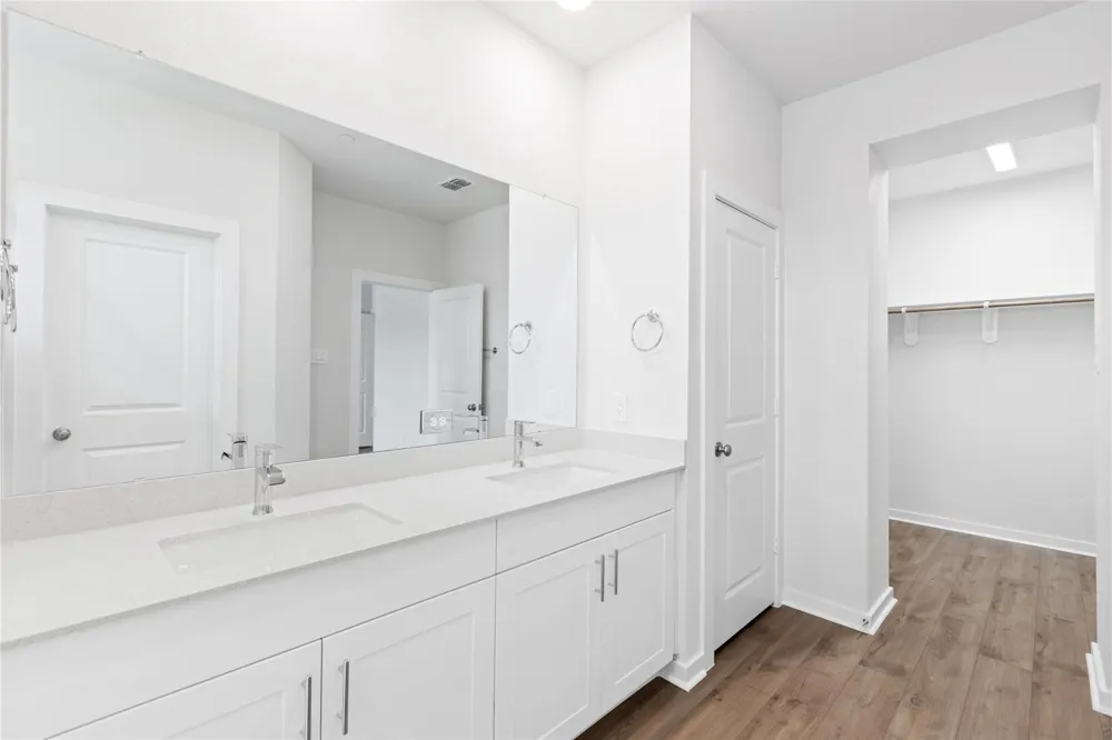 3033 Dovedale Street Pearland, TX 77584