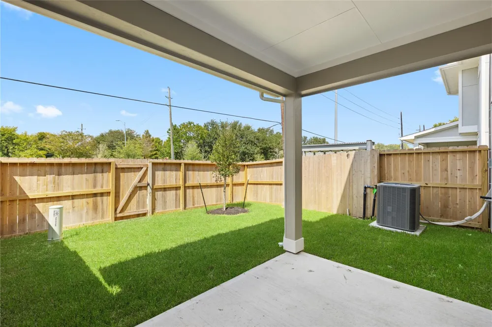 3033 Dovedale Street Pearland, TX 77584