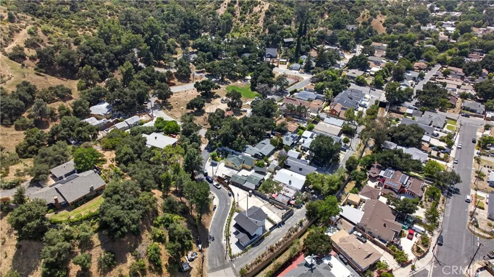 7515 Mcgroarty Los Angeles, CA 91042