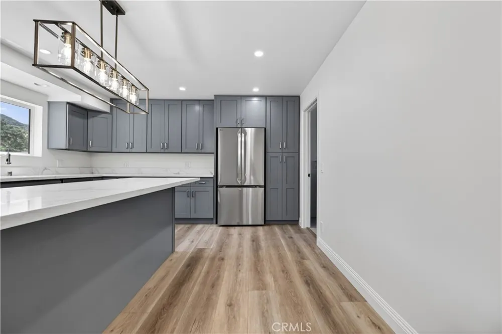 7515 Mcgroarty Los Angeles, CA 91042