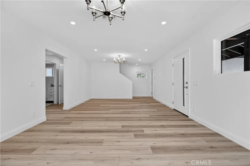 7515 Mcgroarty Los Angeles, CA 91042
